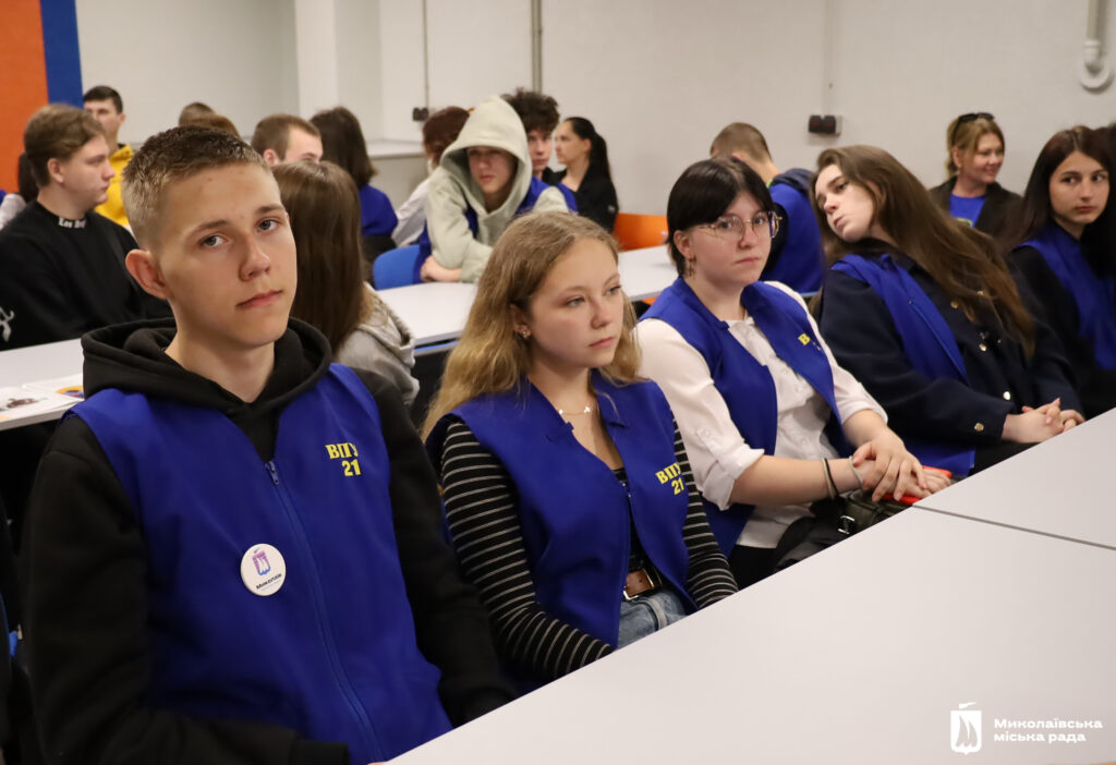 У Миколаєві ще плюс одне укриття у закладі освіти - в профтехучилищі (ФОТО) 9 У Миколаєві ще плюс одне укриття у закладі освіти - в профтехучилищі (ФОТО) 8
