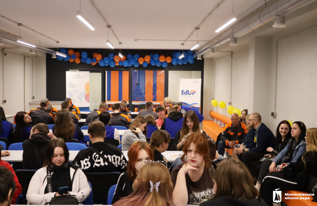 У Миколаєві ще плюс одне укриття у закладі освіти - в профтехучилищі (ФОТО) 11 У Миколаєві ще плюс одне укриття у закладі освіти - в профтехучилищі (ФОТО) 10