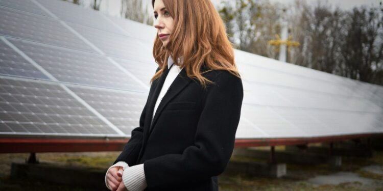 У Чорнобильській зоні запустили сонячну електростанцію (ФОТО)