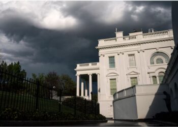 Черговий “несекретний” скандал в США – доступними для зайвих очей стали документи і план Білого дому