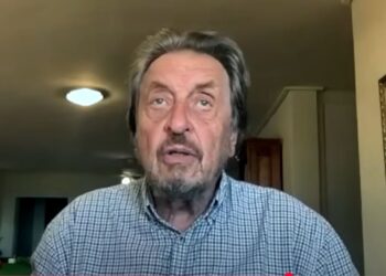 Батько Ілона Маска заявив ВВС, що вони з сином захоплюються Путіним (ВІДЕО)