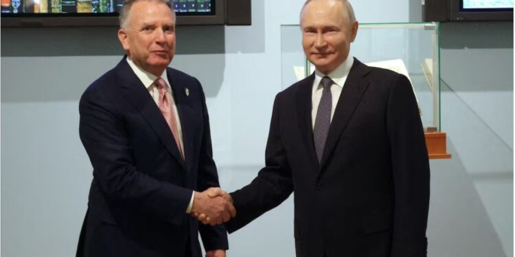 Віткофф заявив Трампу, що найкоротший шлях до миру – віддати РФ 4 області України