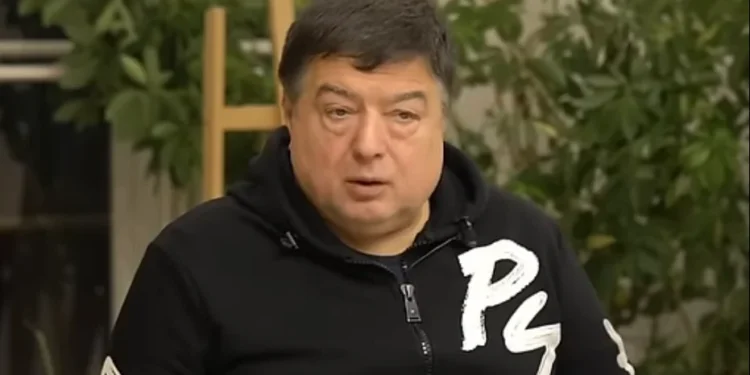 Ексголова Конституційного суду Тупицький не зміг згенерувати підпис для онлайн участі в суді, бо його паспорти анульовані