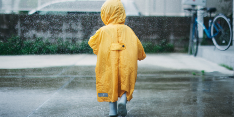 Погода на вихідні: контрасти квітня — дощова субота та ясна неділя