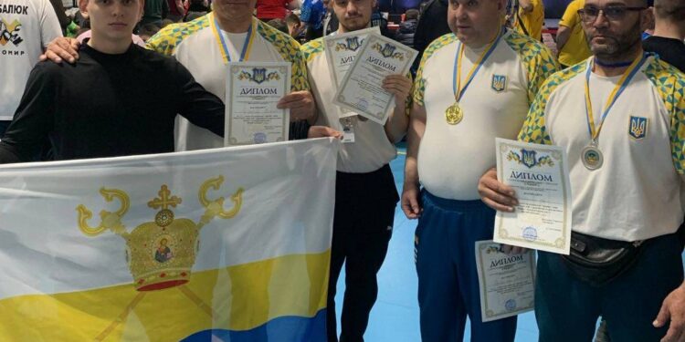 На чемпіонаті України з пара-армрестлінгу миколаївські спортсмени здобули 8 нагород (ФОТО)