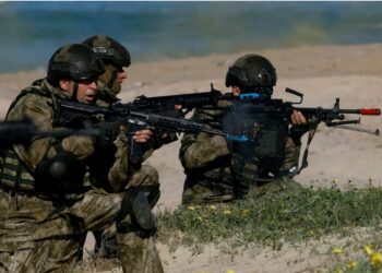 США хочуть, щоб Європа платила більше за оборону, але платила їм, а не інвестувала в свою зброю