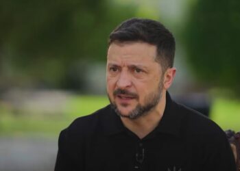 Зеленський застеріг від західних інвестицій у російську економіку після війни – «у Росії буде війна» (ВІДЕО)