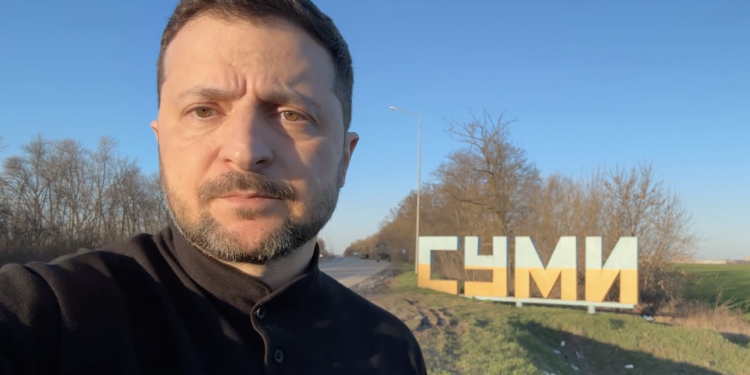 “Абсолютно справедливо перенести війну туди, звідки вона й прийшла”, – Зеленський з Сумщини (ВІДЕО)