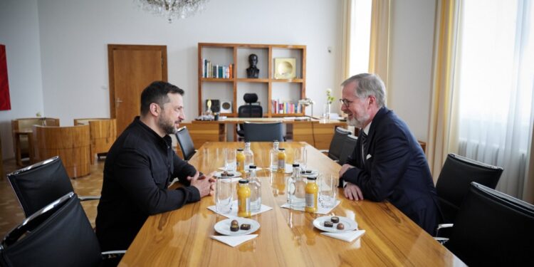 Подальший розвиток оборонної, економічної та гуманітарної співпраці – про що говорили Президент України та Прем’єр-міністр Чехії (ФОТО)