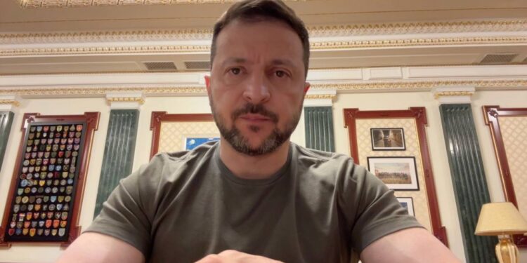 Україна готова до тривалого припинення вогню, готує санкції і за добу збила 2 літаки, – Зеленський (ВІДЕО)