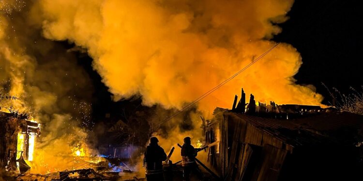 «На всі пропозиції відмови від ударів росія відповідає новими обстрілами і штурмами» – Зеленський прокоментував атаку на Одесу