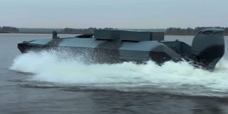 В ГУР показали безпілотні дрононосці, які атакують цілі у Криму (ФОТО)