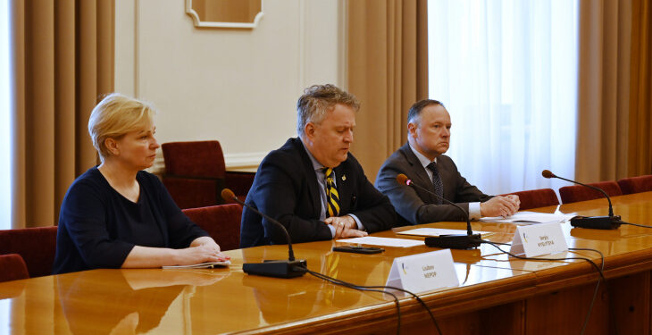 МЗС України висловило демарш державам, чиї лідери були присутні на параді в Москві