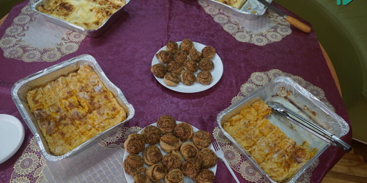 «На всі смаки» – миколаївців пригощали ромською шантеллю та болгарськими баницею і тиквеником (ФОТО, ВІДЕО)