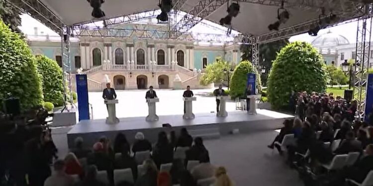 Ніякого припинення постачання зброї. Макрон і Стармер заявили про неприйнятність будь-яких умов до перемир’я від РФ