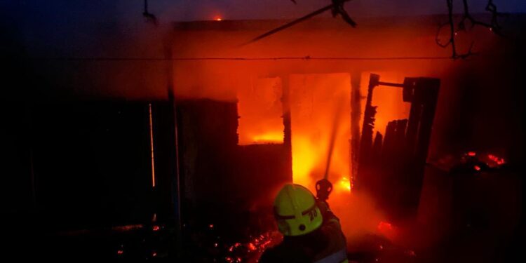 Господарча споруда, літня кухня, очерет – які пожежі ліквідували вогнеборці Миколаївщини