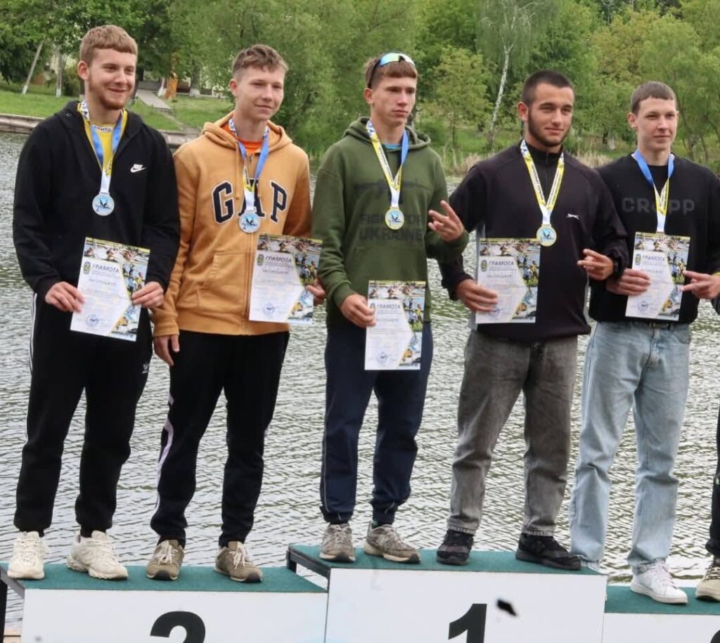 Миколаївські спортсмени - призери та переможці чемпіонату України з марафону з веслування на байдарках і каное (ФОТО) 3 Миколаївські спортсмени - призери та переможці чемпіонату України з марафону з веслування на байдарках і каное (ФОТО) 2