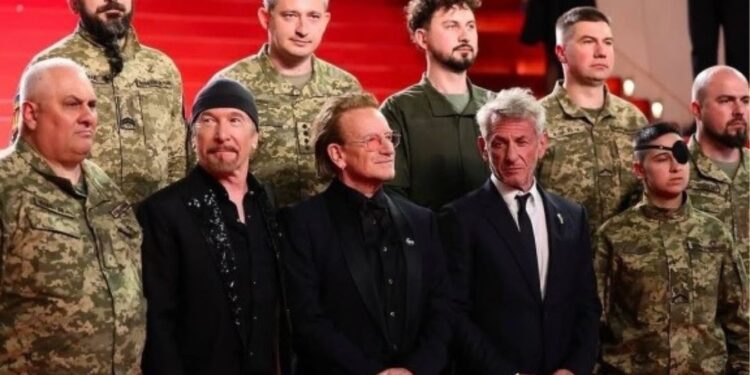 На червону доріжку Каннського кінофестивалю вийшли українські військові – представники «Культурних сил»