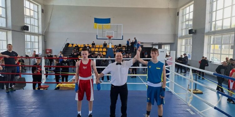 Миколаївські боксери здобули 4 нагороди на змаганнях у Закарпатті (ФОТО)