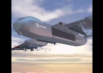 Китай готується запустити дроно-матку з роєм дронів на борту (ВІДЕО)