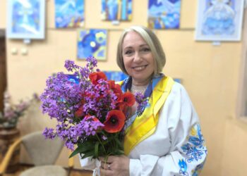 Хустки, ляльки-мотанки та картини – у Миколаєві відкрилась виставка Світлани Бойкової-Калюжної (ФОТО)