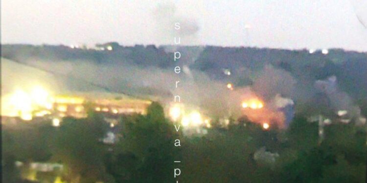 Дрони атакували завод мікросхем та напівпровідників на Орловщині (ФОТО, ВІДЕО)