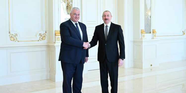 Сибіга зустрівся з президентом Азербайджану Алієвим. Про що говорили (ФОТО)