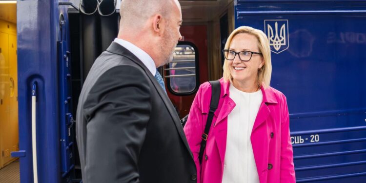 Тимчасова посолка США прибула до Києва і приступила до виконання обов’язків