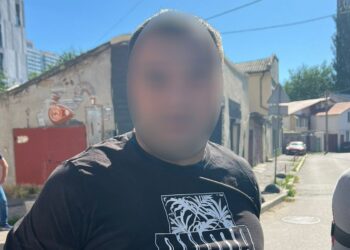 У Миколаєві судитимуть злочинців, які незаконно продавали тютюновий непотріб (ФОТО)