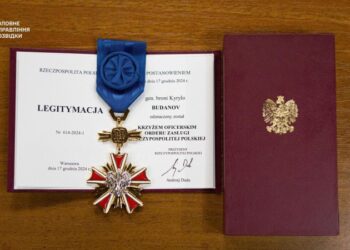 Дуда нагородив начальника ГУР Буданова Золотим Хрестом ордена “За заслуги перед Польщею”
