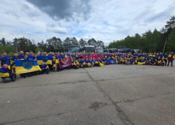 Наші вдома. Ще 307 захисників повернула Україна, зокрема – 27 захисників Маріуполя (ФОТО)