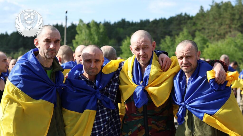 Наші вдома. Сьогодні Україна повернула 390 людей, на вихідних очікуємо ще (ФОТО) 29