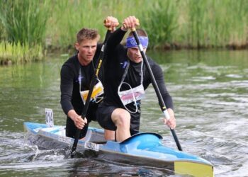 Миколаївські спортсмени – призери та переможці чемпіонату України з марафону з веслування на байдарках і каное (ФОТО)
