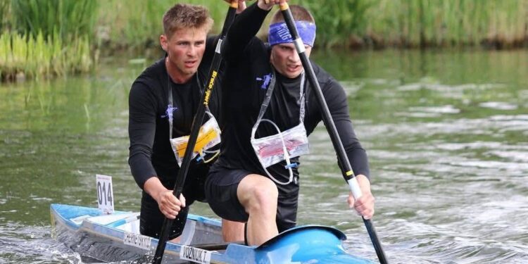 Миколаївські спортсмени – призери та переможці чемпіонату України з марафону з веслування на байдарках і каное (ФОТО)