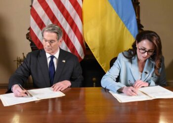 Україна і США підписали угоду про корисні копалини (ФОТО)