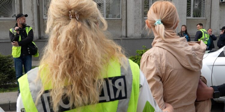 У Сумах жінка намагалася продати свою новонароджену дитину за $30 тис. (ФОТО)