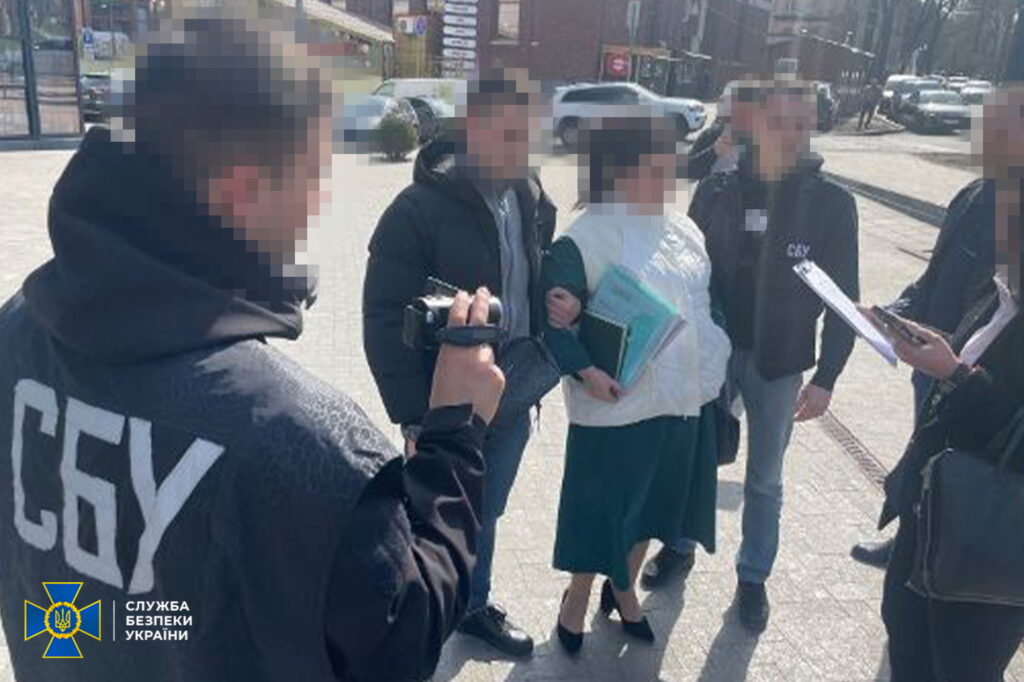 У Миколаєві нейтралізована група, яка переправляла ухилянтів до Придністров’я (ФОТО) 7 У Миколаєві нейтралізована група, яка переправляла ухилянтів до Придністров’я (ФОТО) 6