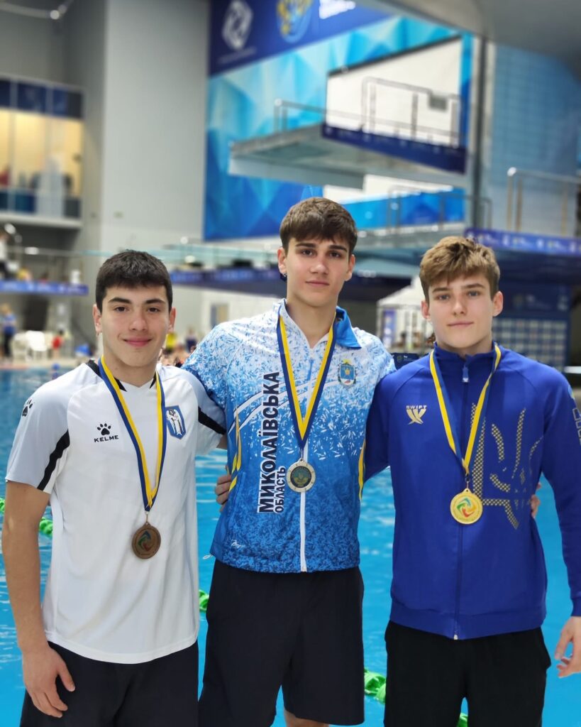 Миколаївські стрибуни в воду вибороли чотири нагороди чемпіонату України (ФОТО) 5 Миколаївські стрибуни в воду вибороли чотири нагороди чемпіонату України (ФОТО) 4