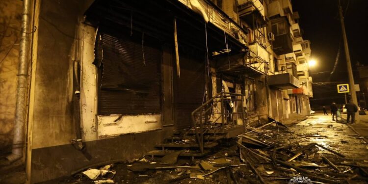 Вночі Харків пережив масовану атаку. На зараз – 46 постраждалих. Реакція Зеленського (ФОТО, ВІДЕО)