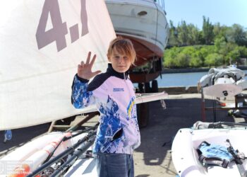 «Вітрила Єдності» – з обласної регати у Миколаєві стартував яхтенний сезон-2025 (ФОТО)