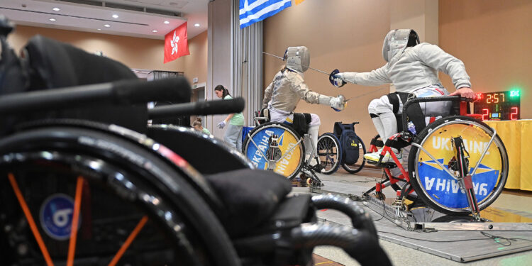 Миколаївські парафехтувальники на візках здобули три нагороди турніру в Угорщині (ФОТО)