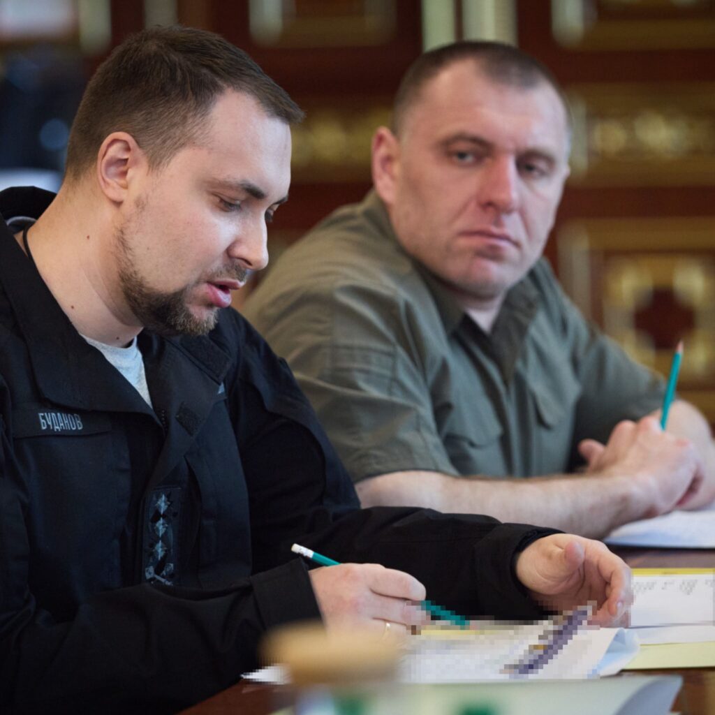 Зеленський провів нараду з підготовки обміну (ФОТО) 11 Зеленський провів нараду з підготовки обміну (ФОТО) 10