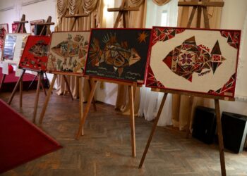 «Українська риба»: юні митці ДХШ Миколаєва презентували виставку творчих робіт (ФОТО)
