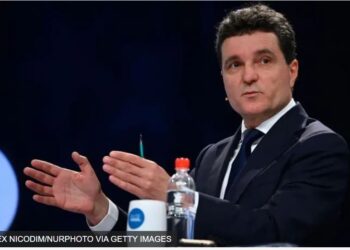 Президентські вибори у Румунії. Центрист Дан обходить праворадикала Сіміона – екзитполи