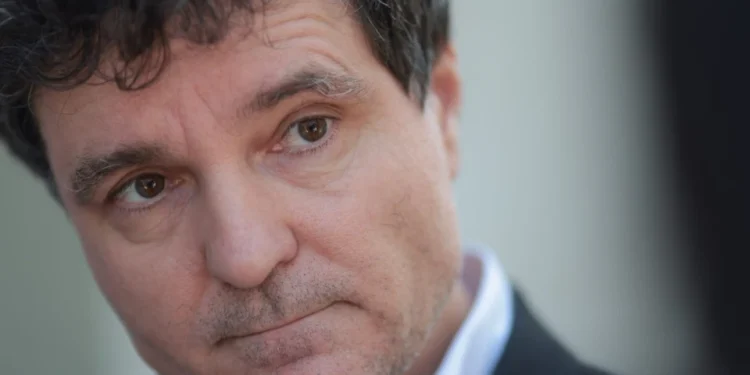 На президентських виборах у Румунії переміг проєвропейський Нікушор Дан