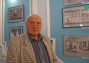 «Театр на Адміральській: минуле й сьогодення в картинах митця» – у Миколаєві відкрилась виставка Анатолія Крутікова (ФОТО)