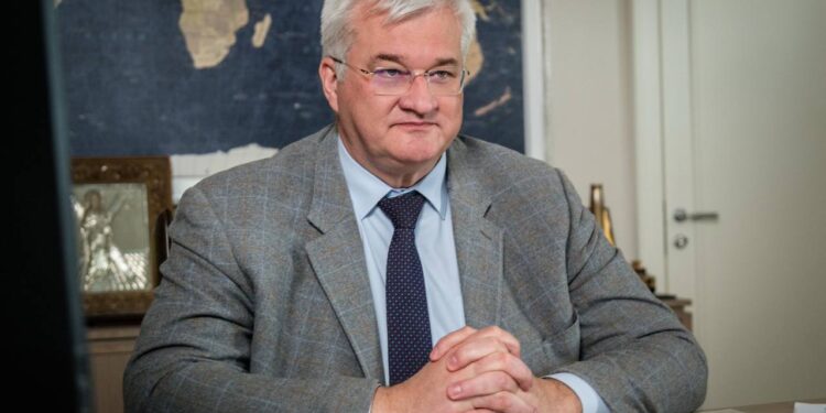 Сибіга повідомив главам МЗС країн-партнерів, що РФ ігнорує мирні пропозиції