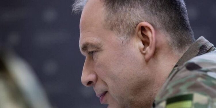 РФ сконцентрувала в Україні об’єднане угруповання військ до 640 тисяч, – Сирський