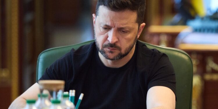 Зеленський провів нараду з підготовки обміну (ФОТО)