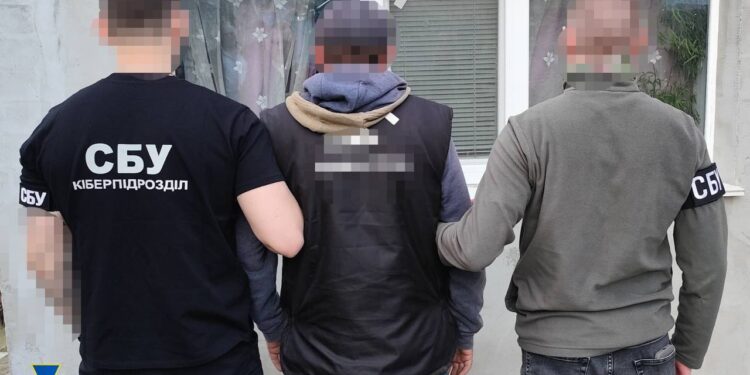 У Миколаєві СБУ затримала запроданця, який зливав ворогу  важливе про ЗСУ